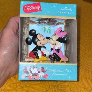 Disney Hallmark, Mickey Minnie mouse, Christmas ornament